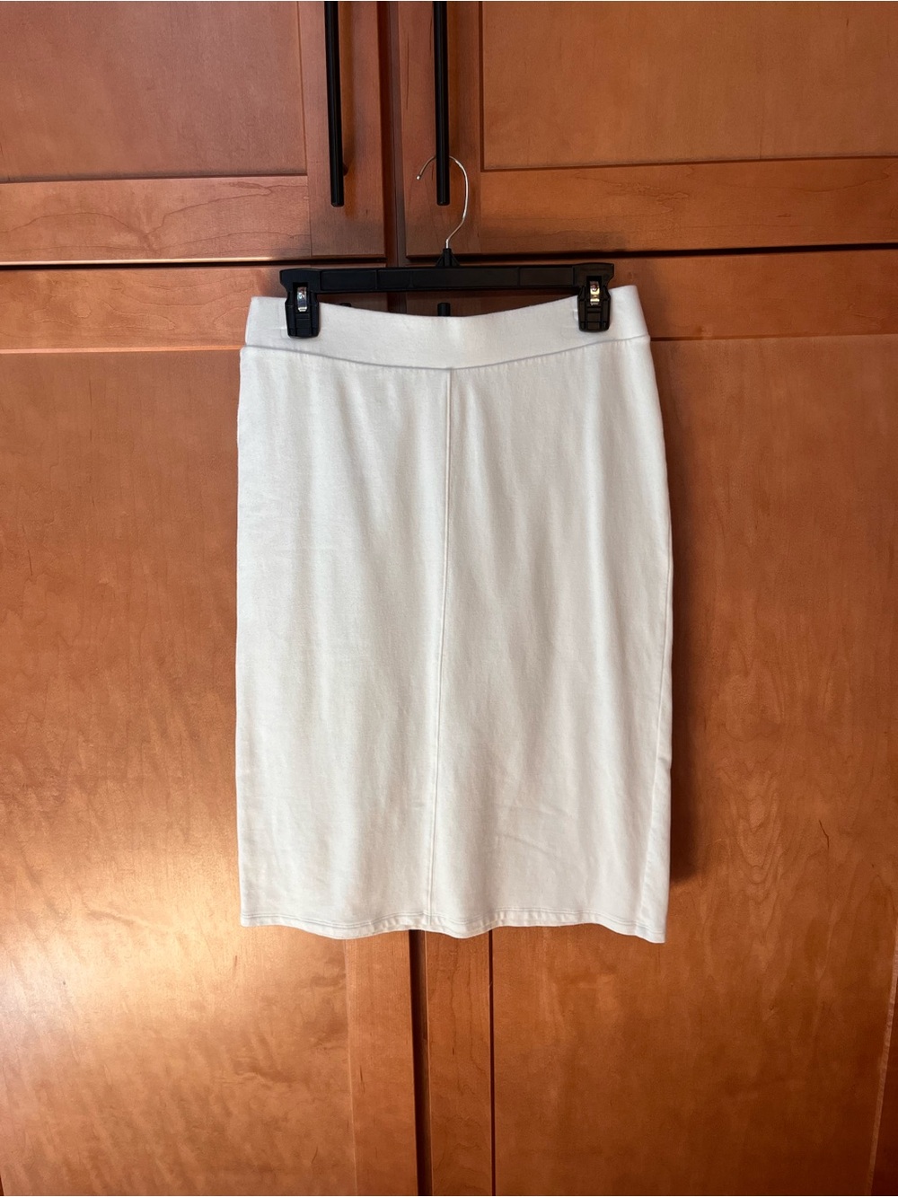 LOFT Classic White Pencil Skirt - Sleek Office Style